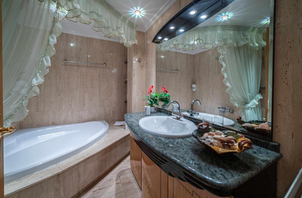 Lope De Vega Apartment ซามอรา ภายนอก รูปภาพ